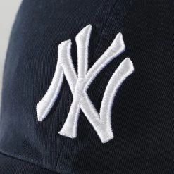 Le moins cher ✔️ Casquette New York Yankees Clean Up B-RGW17GWS Bleu Marine de '47 Brand ⭐ -'47 Brand Soldes 47 brand 225595 B RGW17GWS HM 20200721T164100 02