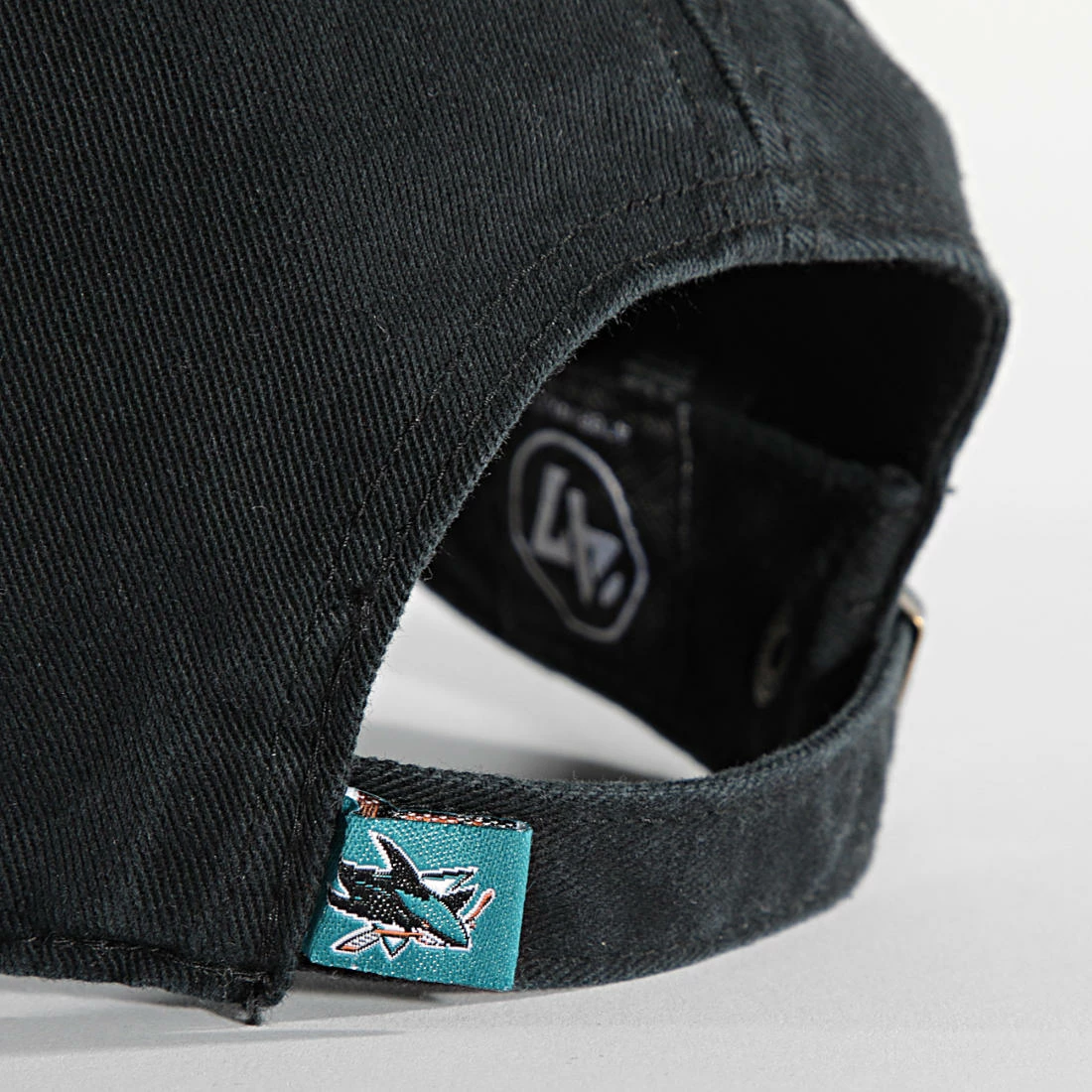 Promo 👏 Casquette Clean Up RGW22GWS San Jose Sharks Noir de '47 Brand 👍 5 Promo 👏 Casquette Clean Up RGW22GWS San Jose Sharks Noir de '47 Brand 👍 – Image 3