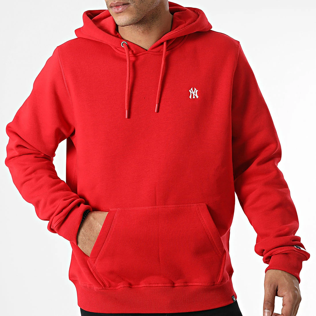 Tout neuf 😉 Sweat Capuche New York Yankees Base Runner Embroidery Rouge de '47 Brand 🧨 5 Tout neuf 😉 Sweat Capuche New York Yankees Base Runner Embroidery Rouge de '47 Brand 🧨 – Image 3