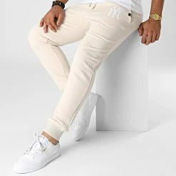 Les meilleures critiques de 🎉 Pantalon Jogging New York Yankees Embroidery Burnside Beige de '47 Brand 😉 -'47 Brand Soldes 47 brand 331125 681636AC 561399 BONE 20220816T152354 03