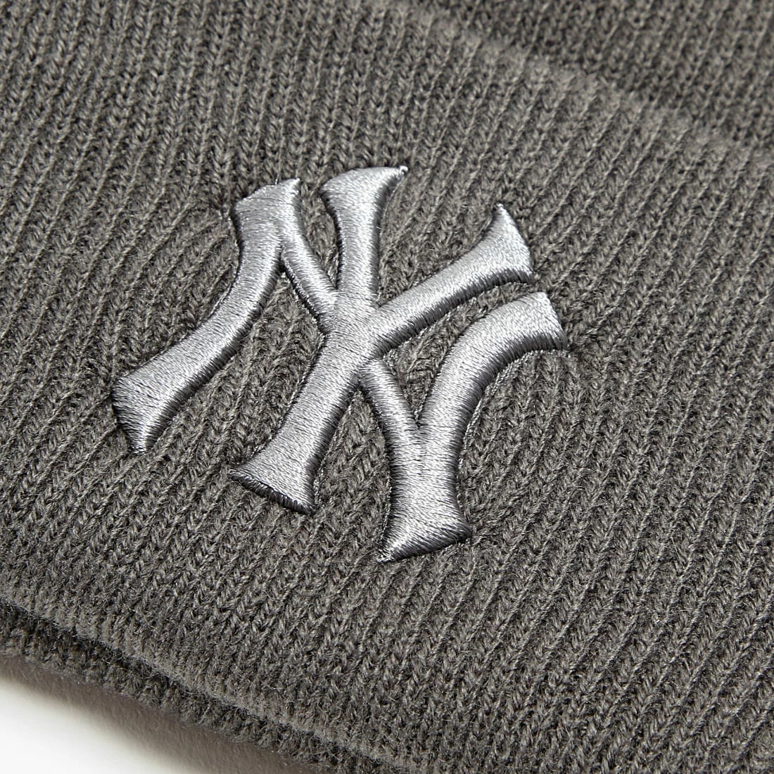 Meilleure vente 👏 Bonnet New York Yankees Gris de '47 Brand ❤️ 4 Meilleure vente 👏 Bonnet New York Yankees Gris de '47 Brand ❤️ – Image 2
