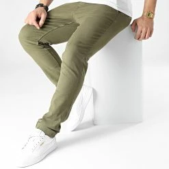 Bon marché 🤩 Pantalon Chino AKM James Vert Kaki de Produkt 👍 -'47 Brand Soldes produkt 303247 12204669 OLIVE NIGHT 20220221T152617 01
