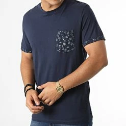 Les meilleures critiques de 🥰 Tee 👕 Shirt Poche Floral Tom Pocket 12216488 Bleu Marine de Produkt 🔔 -'47 Brand Soldes produkt 335611 12216488 NAVY BLAZER W FLOWER 20220906T161132 03